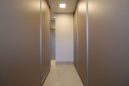Casa para alugar com 435m², 4 quartos e 4 vagasQuarto 2 - Suíte - Closet