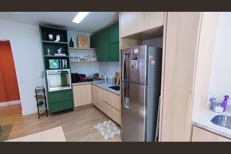 Apartamento à venda com 92m², 2 quartos e 1 vaga Apartamento à venda com 92m², 2 quartos e 1 vagaCozinha