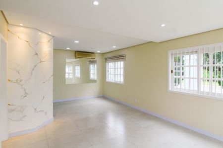 Sala de casa para alugar com 3 quartos, 170m² em Centro, Canoas
