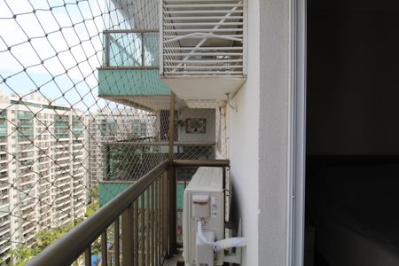 Apartamento à venda com 78m², 2 quartos e 2 vagasVaranda da Suíte 