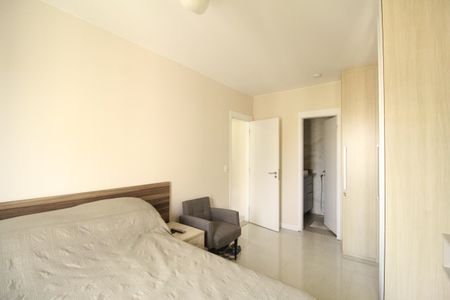 Apartamento à venda com 78m², 2 quartos e 2 vagasSuíte