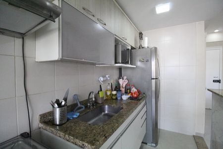Apartamento à venda com 78m², 2 quartos e 2 vagasCozinha