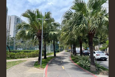 Apartamento à venda com 78m², 2 quartos e 2 vagas Apartamento à venda com 78m², 2 quartos e 2 vagasÁrea comum - Praça