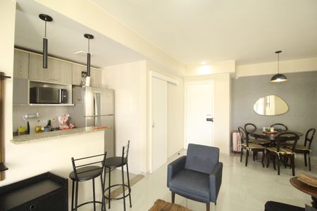 Apartamento à venda com 78m², 2 quartos e 2 vagasSala