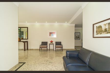 Apartamento à venda com 100m², 3 quartos e 2 vagas Apartamento à venda com 100m², 3 quartos e 2 vagasHall social