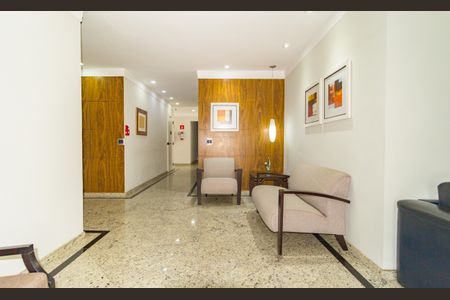 Apartamento à venda com 100m², 3 quartos e 2 vagas Apartamento à venda com 100m², 3 quartos e 2 vagasHall social