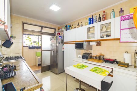 Apartamento à venda com 100m², 3 quartos e 2 vagas Apartamento à venda com 100m², 3 quartos e 2 vagasCozinha