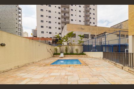 Apartamento à venda com 100m², 3 quartos e 2 vagas Apartamento à venda com 100m², 3 quartos e 2 vagasPiscina