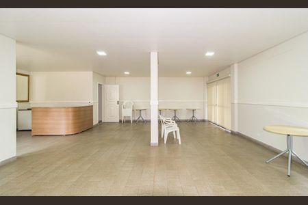 Apartamento à venda com 100m², 3 quartos e 2 vagas Apartamento à venda com 100m², 3 quartos e 2 vagasSalão de Festas