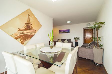 Apartamento à venda com 100m², 3 quartos e 2 vagas Apartamento à venda com 100m², 3 quartos e 2 vagasSala de Jantar