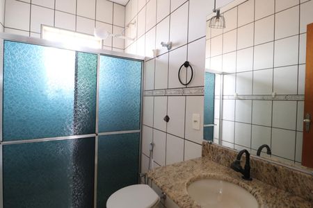 Casa para alugar com 102m², 2 quartos e 1 vagaBanheiro Social