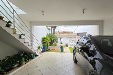 Casa à venda com 200m², 3 quartos e 3 vagasGaragem