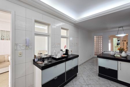 Casa à venda com 200m², 3 quartos e 3 vagasCozinha