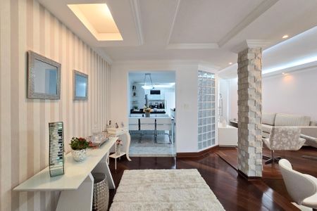 Casa à venda com 200m², 3 quartos e 3 vagasHall