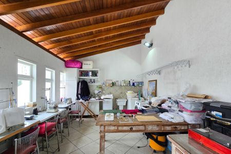 Casa à venda com 200m², 3 quartos e 3 vagasÁrea de Serviço