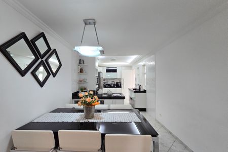 Casa à venda com 200m², 3 quartos e 3 vagasCopa