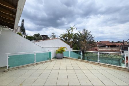 Casa à venda com 200m², 3 quartos e 3 vagasSacada