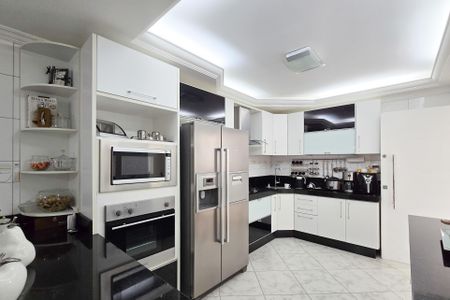 Casa à venda com 200m², 3 quartos e 3 vagasCozinha