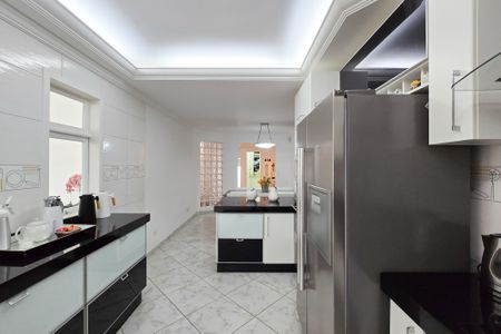 Casa à venda com 200m², 3 quartos e 3 vagasCozinha