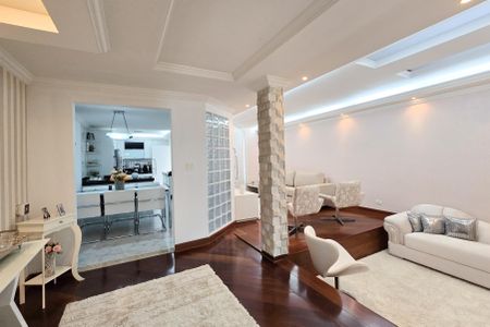 Casa à venda com 200m², 3 quartos e 3 vagasHall