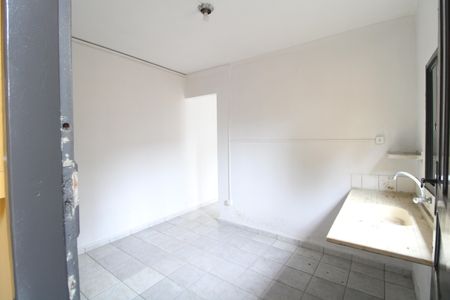 Cozinha de casa para alugar com 1 quarto, 35m² em Jardim Ipanema, São Paulo