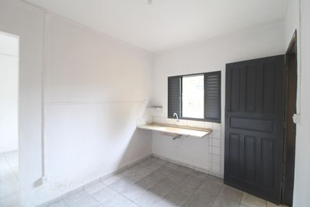 Cozinha de casa para alugar com 1 quarto, 35m² em Jardim Ipanema, São Paulo