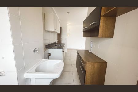Apartamento à venda com 55m², 2 quartos e 1 vaga Apartamento à venda com 55m², 2 quartos e 1 vagaCozinha e Área de Serviço