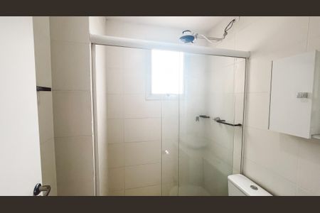 Apartamento à venda com 55m², 2 quartos e 1 vaga Apartamento à venda com 55m², 2 quartos e 1 vagaBanheiro