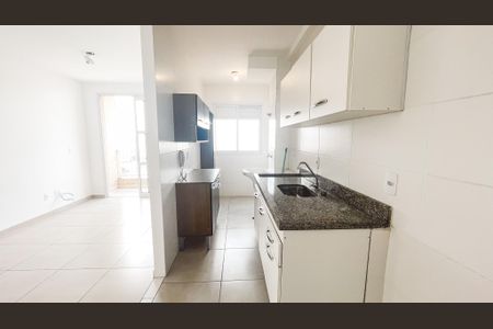 Apartamento à venda com 55m², 2 quartos e 1 vaga Apartamento à venda com 55m², 2 quartos e 1 vagaCozinha e Área de Serviço