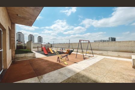 Apartamento à venda com 55m², 2 quartos e 1 vaga Apartamento à venda com 55m², 2 quartos e 1 vagaÁrea comum - Playground