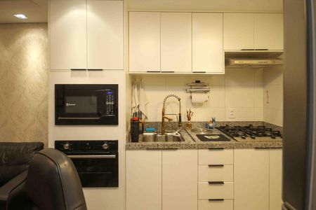 Apartamento à venda com 33m², 2 quartos e sem vagaCozinha e Área de Serviço