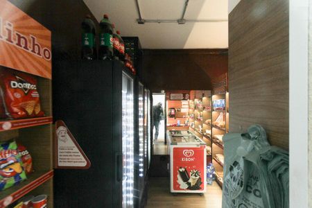 Apartamento à venda com 33m², 2 quartos e sem vagaÁrea comum 