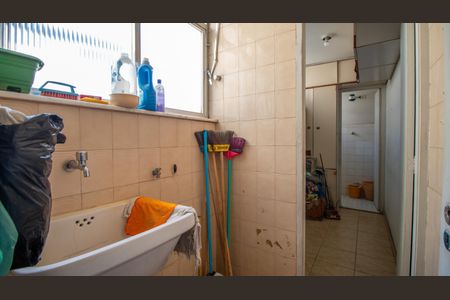 Apartamento para alugar com 105m², 3 quartos e 1 vagaÁrea de Serviço