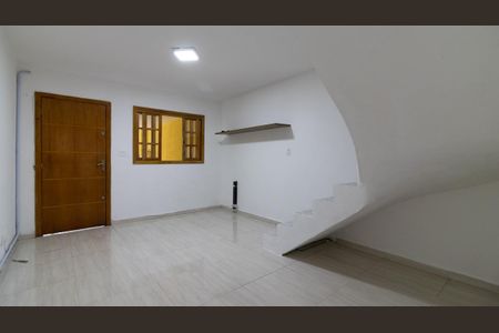 Sala de casa para alugar com 3 quartos, 100m² em Vila Buenos Aires, São Paulo