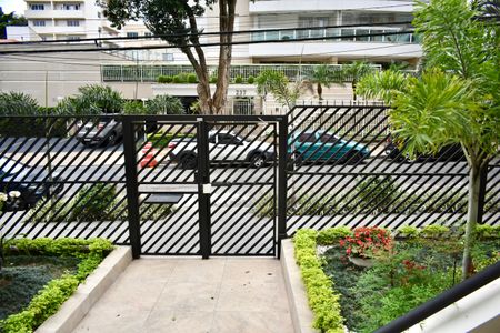 Apartamento à venda com 67m², 2 quartos e 1 vagaEntrada