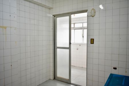 Apartamento à venda com 67m², 2 quartos e 1 vagaCozinha