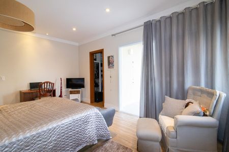 Casa de condomínio para alugar com 300m², 4 quartos e 4 vagas Casa de condomínio para alugar com 300m², 4 quartos e 4 vagasSuíte 1