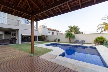 Casa de condomínio para alugar com 300m², 4 quartos e 4 vagas Casa de condomínio para alugar com 300m², 4 quartos e 4 vagasÁrea externa