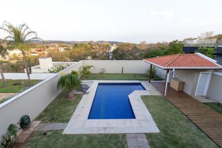 Casa de condomínio para alugar com 300m², 4 quartos e 4 vagas Casa de condomínio para alugar com 300m², 4 quartos e 4 vagasSuíte 1 Varanda