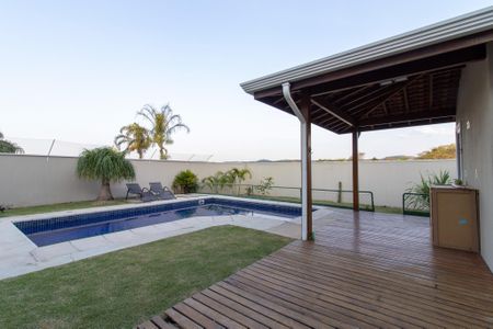 Casa de condomínio para alugar com 300m², 4 quartos e 4 vagas Casa de condomínio para alugar com 300m², 4 quartos e 4 vagasÁrea externa