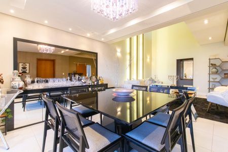 Casa de condomínio para alugar com 300m², 4 quartos e 4 vagas Casa de condomínio para alugar com 300m², 4 quartos e 4 vagasSala de Jantar
