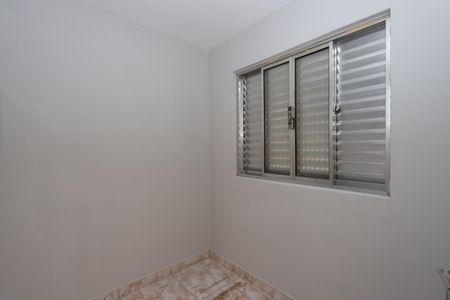 Casa à venda com 130m², 3 quartos e 5 vagasQuarto de Serviço