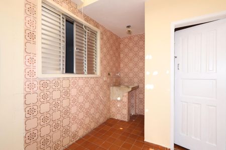 Casa à venda com 130m², 3 quartos e 5 vagasLavanderia