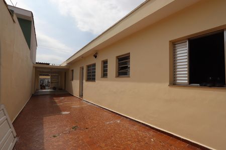 Casa à venda com 130m², 3 quartos e 5 vagasQuintal