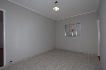 Casa à venda com 130m², 3 quartos e 5 vagasSuíte