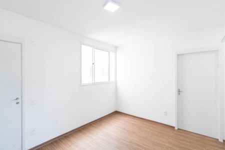 Sala de apartamento para alugar com 2 quartos, 42m² em Campo Grande, Rio de Janeiro