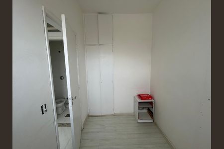 Apartamento à venda com 100m², 3 quartos e 1 vagaQuarto