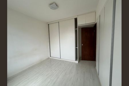 Apartamento à venda com 100m², 3 quartos e 1 vagaQuarto