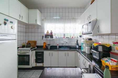 Casa à venda com 140m², 3 quartos e 2 vagasCozinha