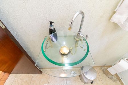 Casa à venda com 140m², 3 quartos e 2 vagasLavabo